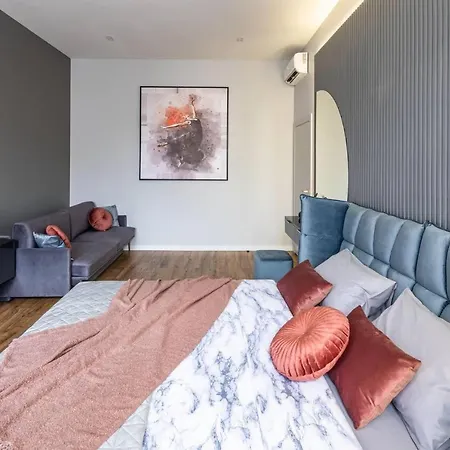 на куліша 12 Apartment *